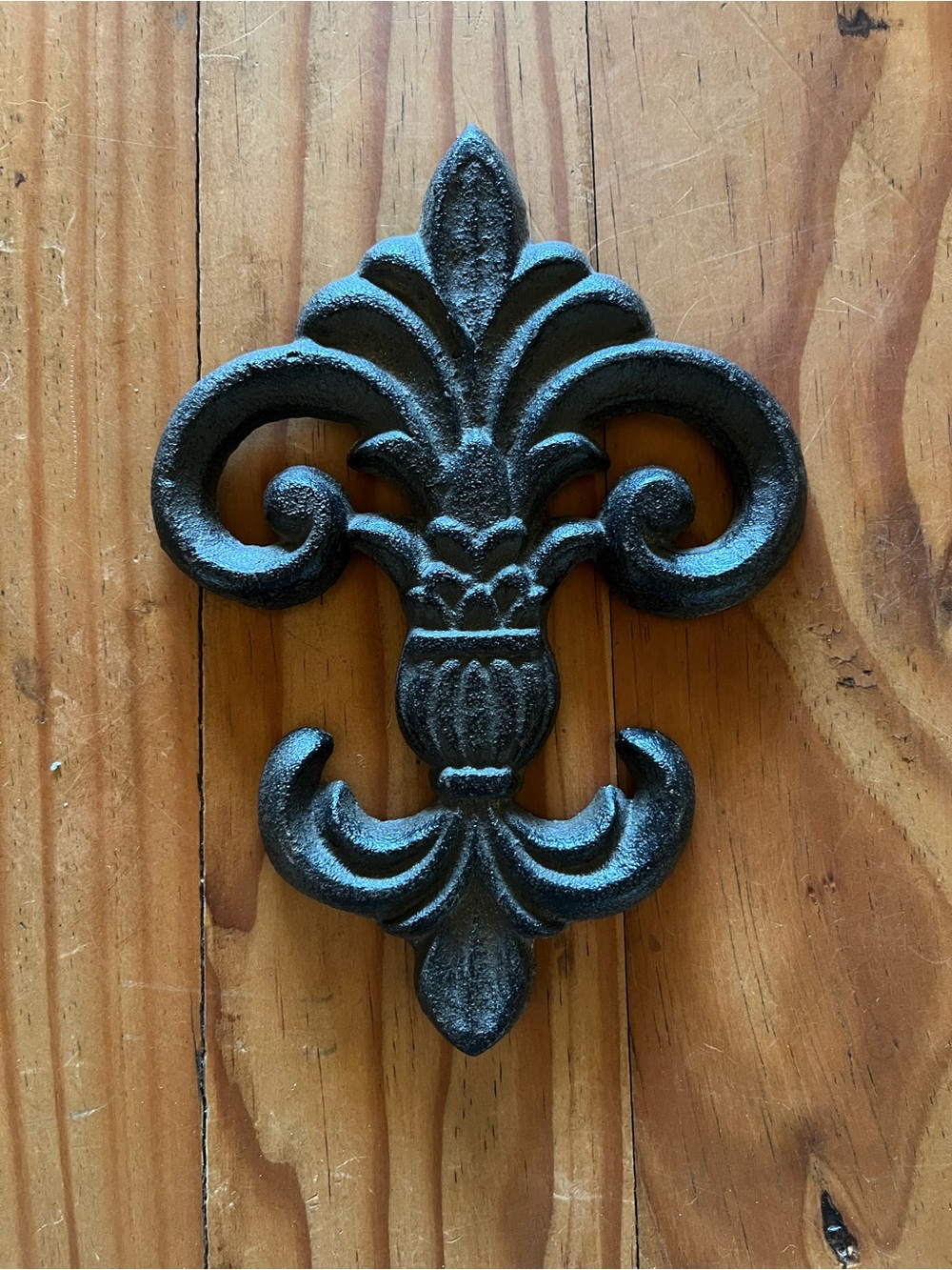 Black Cast Iron Wall Fleur-de-Lis